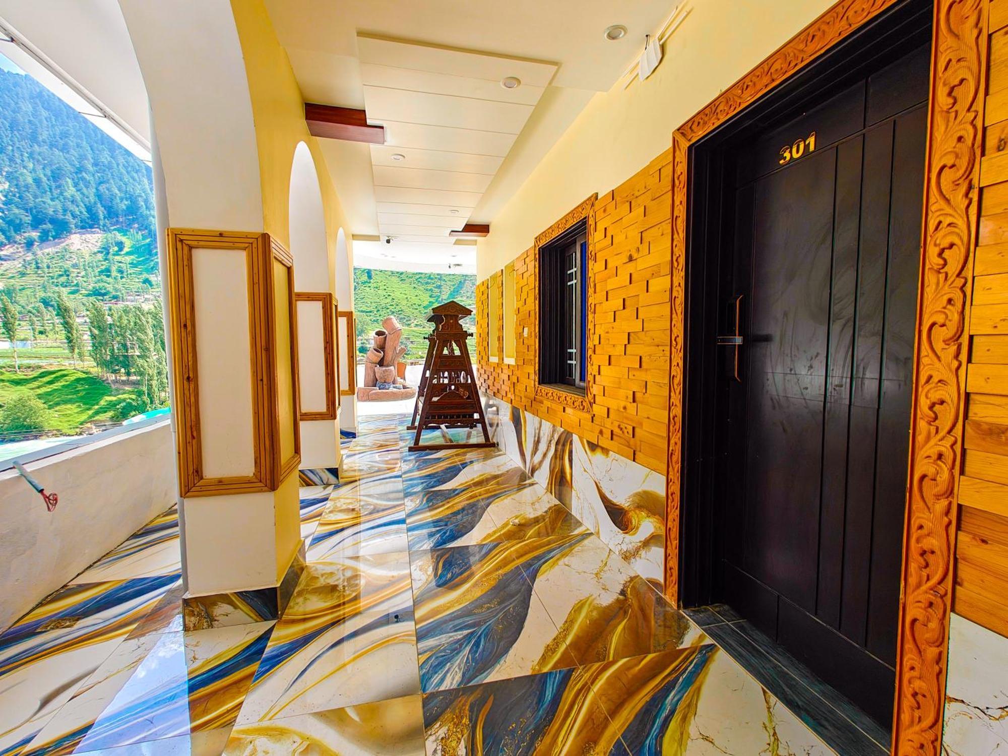 White Forest Hotel Kalam Exterior photo